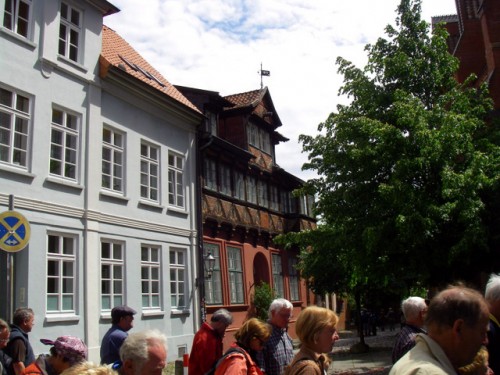 die Gruppe ist unterwegs in Lüneburg